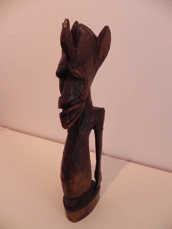 Ebenholz-Skulptur